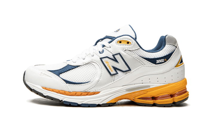 New Balance 2002R Bryant Giles