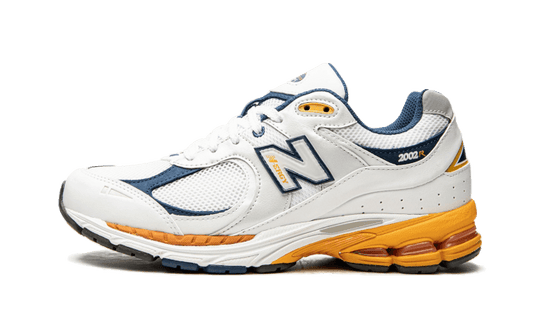 New Balance 2002R Bryant Giles