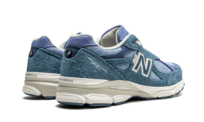 New Balance 990 v3 Levi's Blue