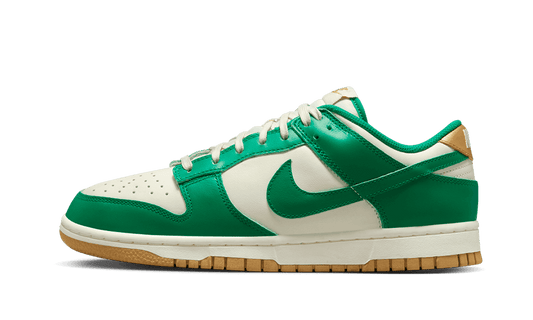 Nike Dunk Low Malachite University Gold