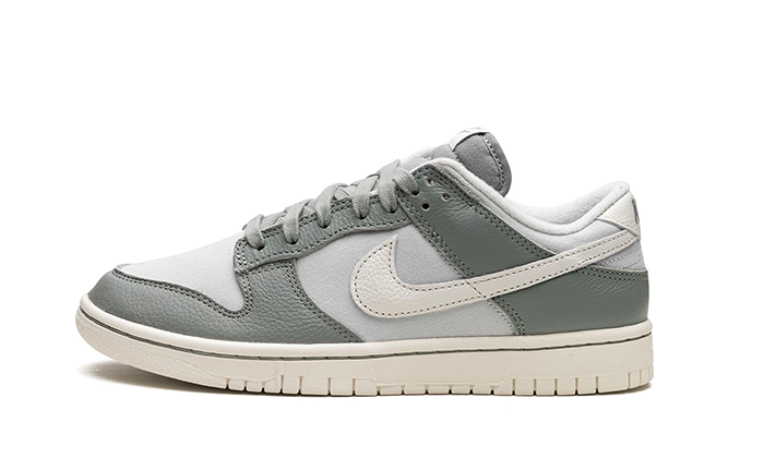 Nike Dunk Low Mica Green