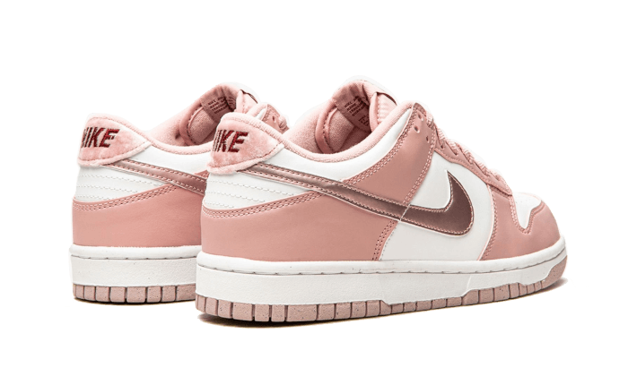 Nike Dunk Low Pink Velvet