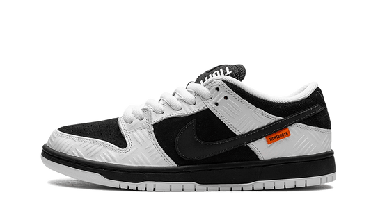 Nike SB Dunk Low TIGHTBOOTH