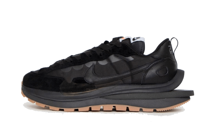 Nike Vaporwaffle Sacai Black Gum