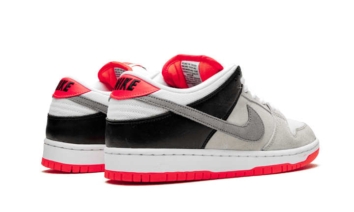 Nike SB Dunk Low Infrared