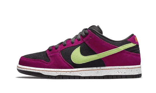 Nike SB Dunk Low Red Plum