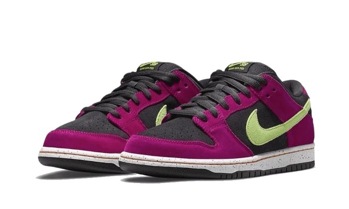 Nike SB Dunk Low Red Plum